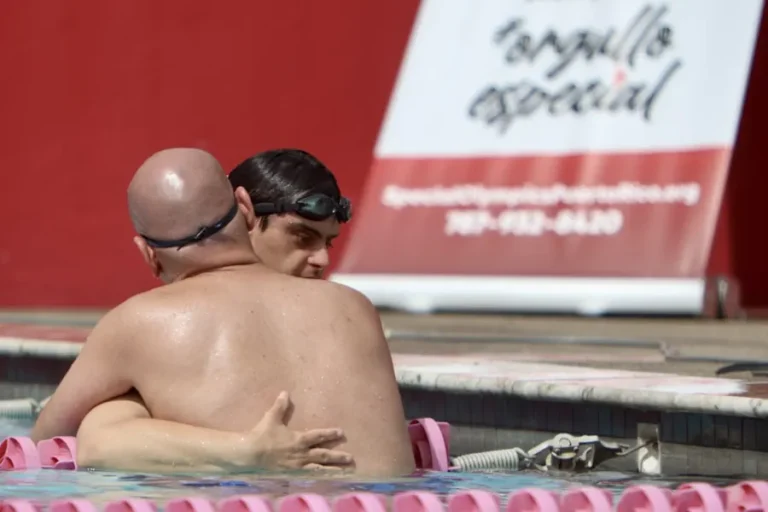 Los nadadores de Special Olympics comenzaron su travesía hacia los Juegos Nacionales