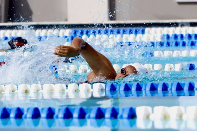 Los nadadores de Special Olympics comenzaron su travesía hacia los Juegos Nacionales
