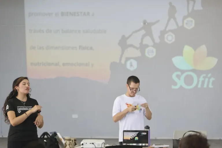 SOFit llevó su mensaje nutricional a atletas de SOPR