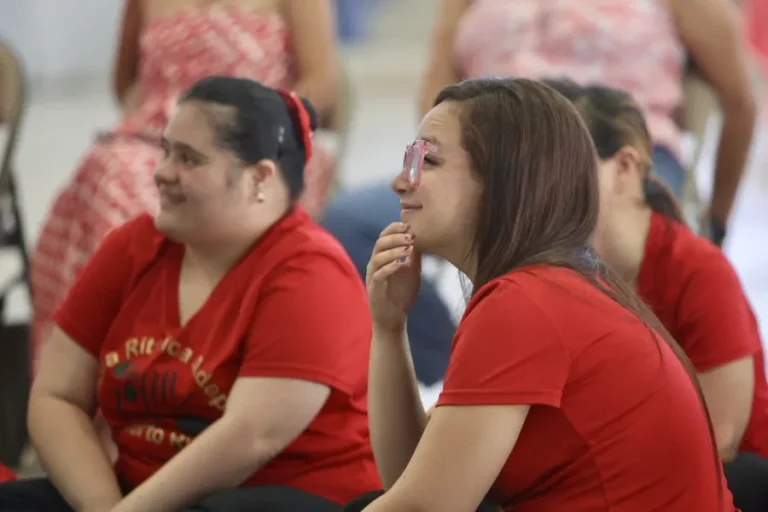 SOFit llevó su mensaje nutricional a atletas de SOPR