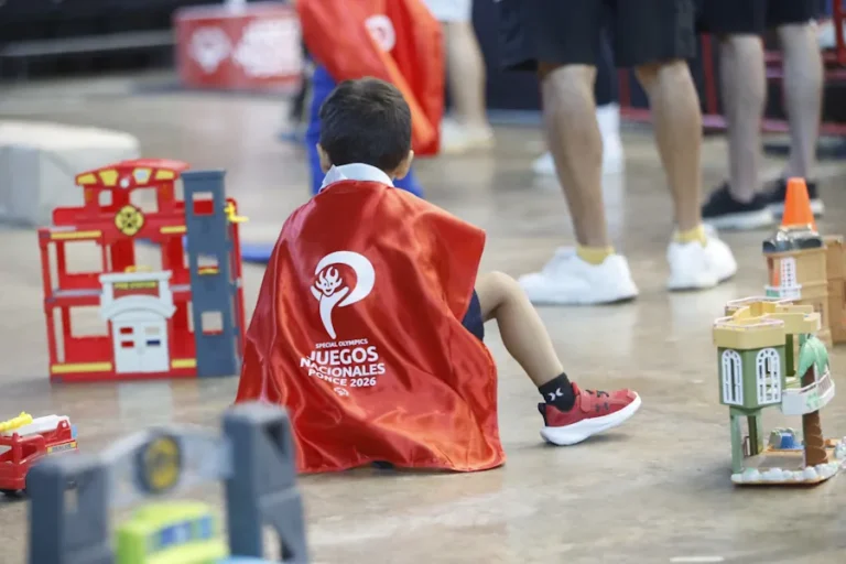 Superhéroes se adueñan del Pachín Vicéns